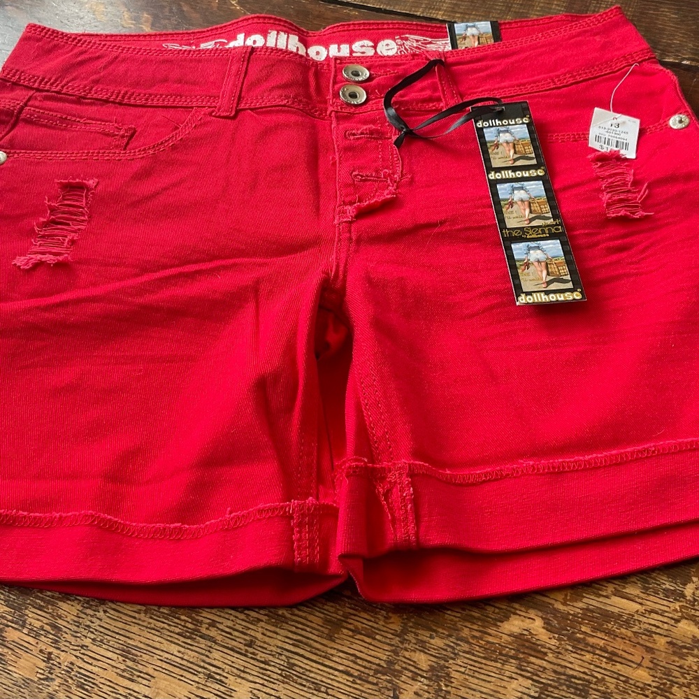 DOLLHOUSE RED SHORTS SIZE 13.. NWT